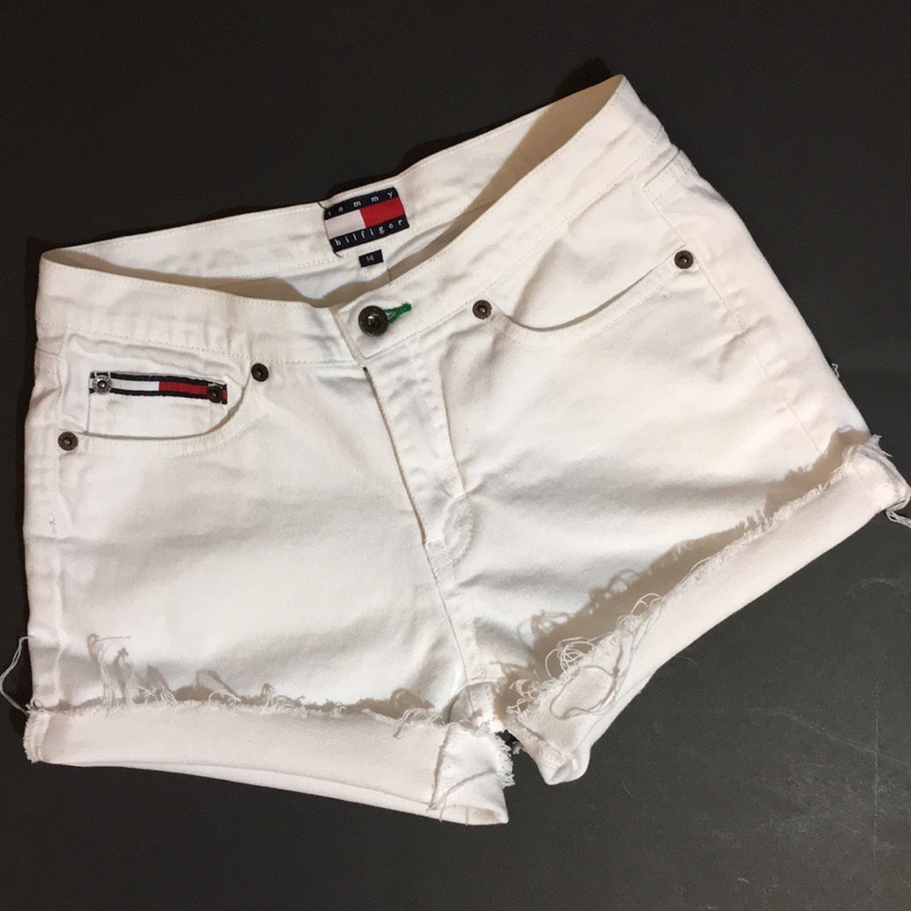 Retro White Tommy Hilfiger Summer Shorts Size 26